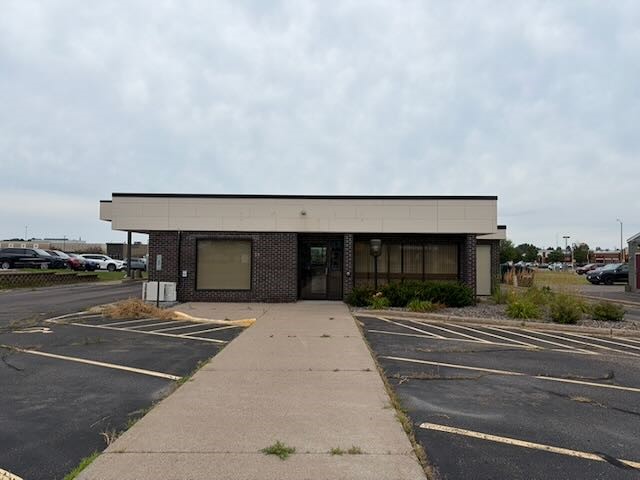 Eau Claire - Commercial Sale photo 3 of 19