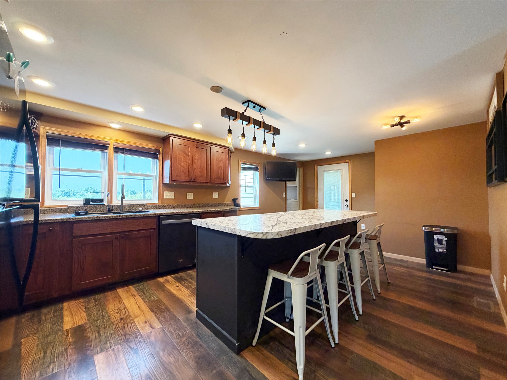 Hillsdale - Residential photo 3 of 32