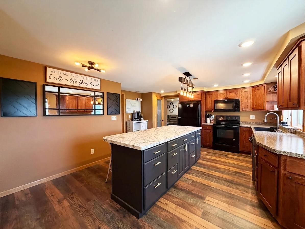 Hillsdale - Residential photo 5 of 32