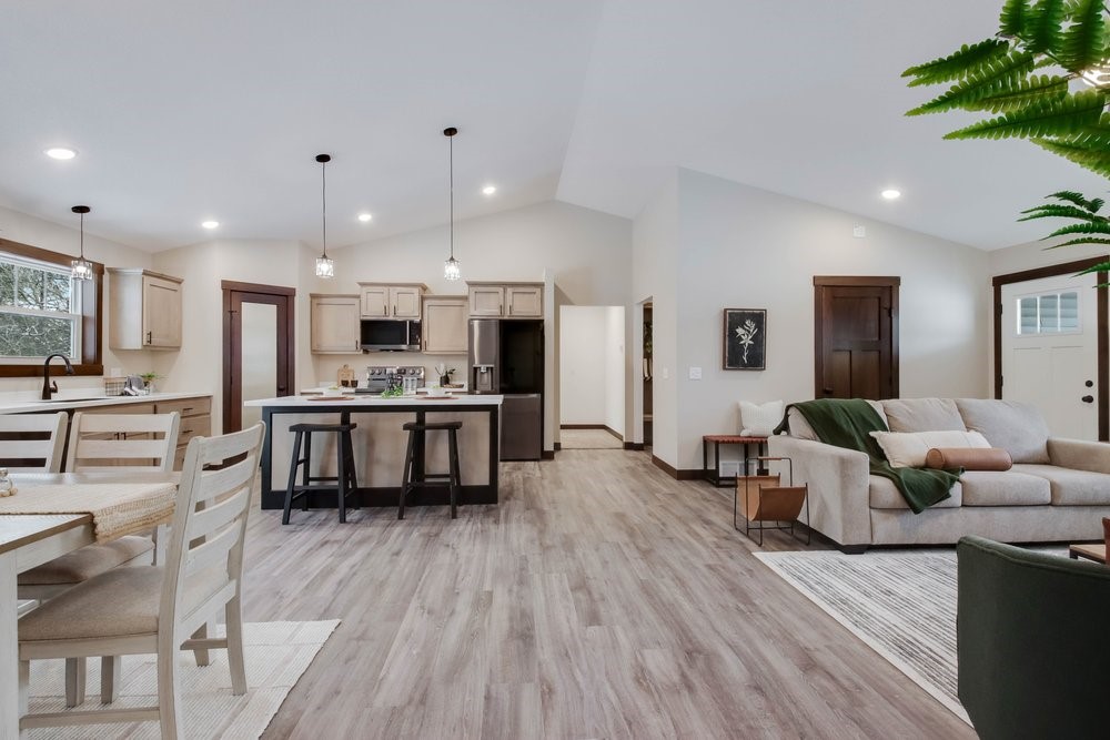 Eau Claire - Residential photo 6 of 35