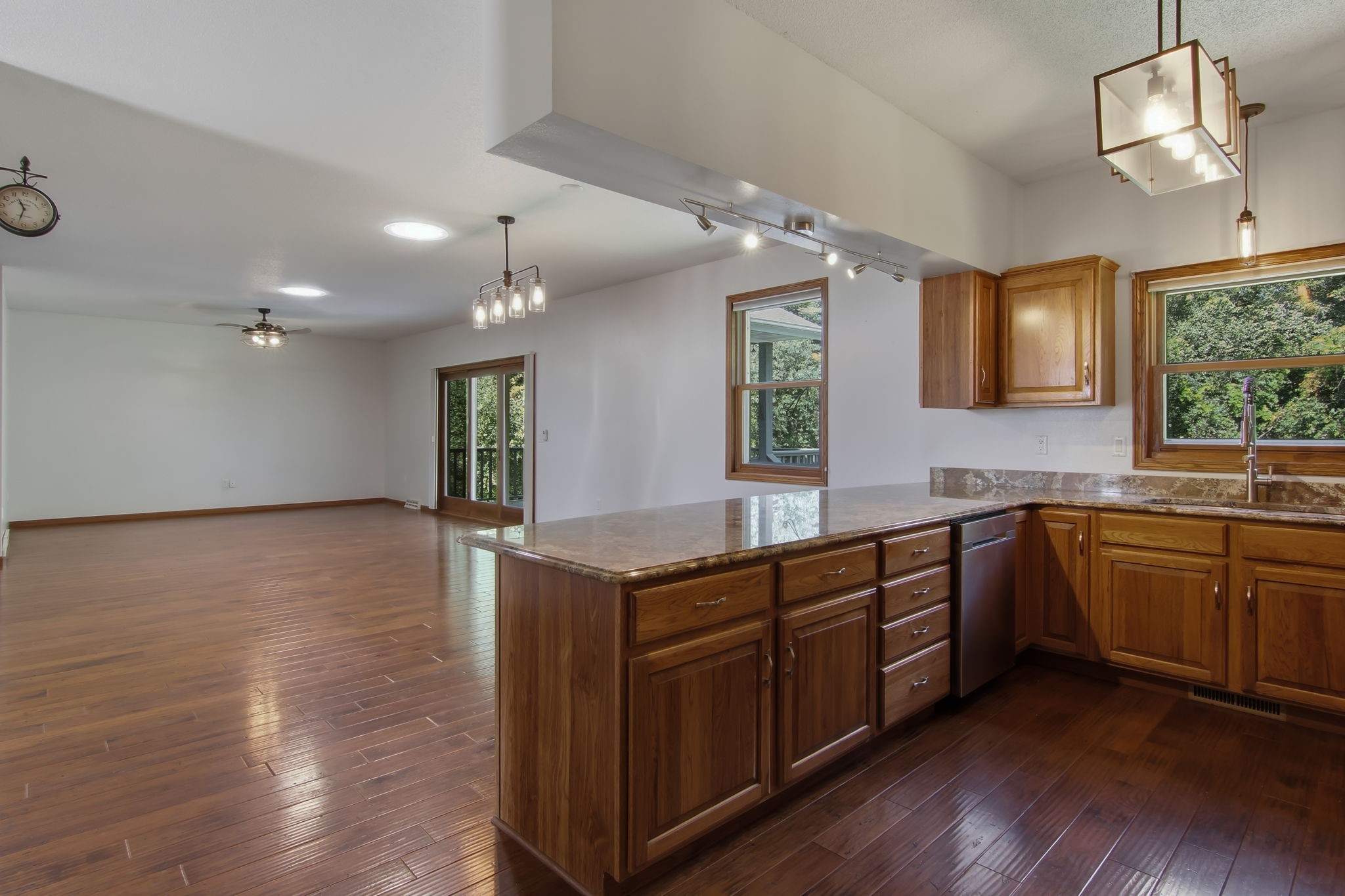 Osseo - Residential photo 5 of 38