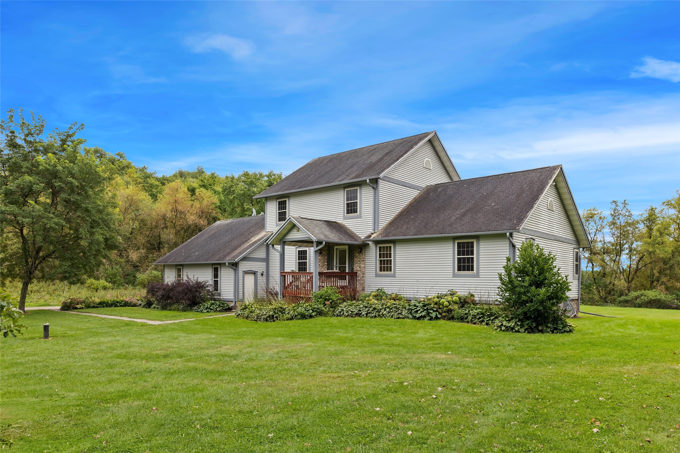 Photo of W11124 Neperud Road, Osseo, WI
