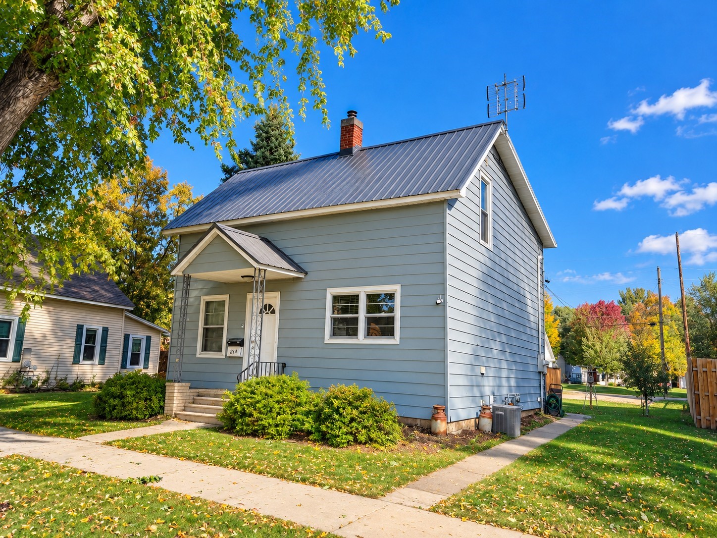 Photo of 1314 Tainter Street NE, Menomonie, WI