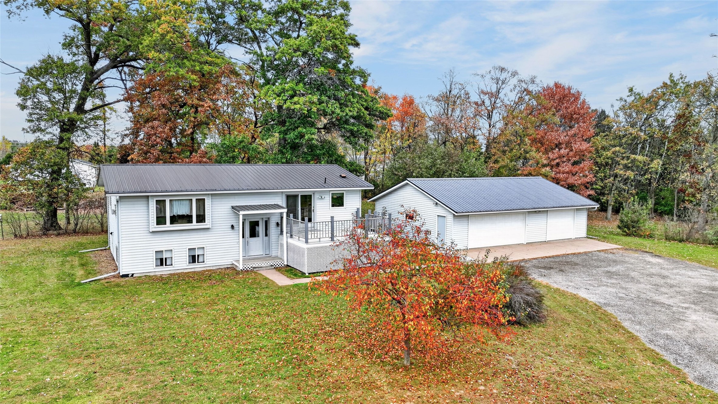 Photo of 363 Pavelski Road