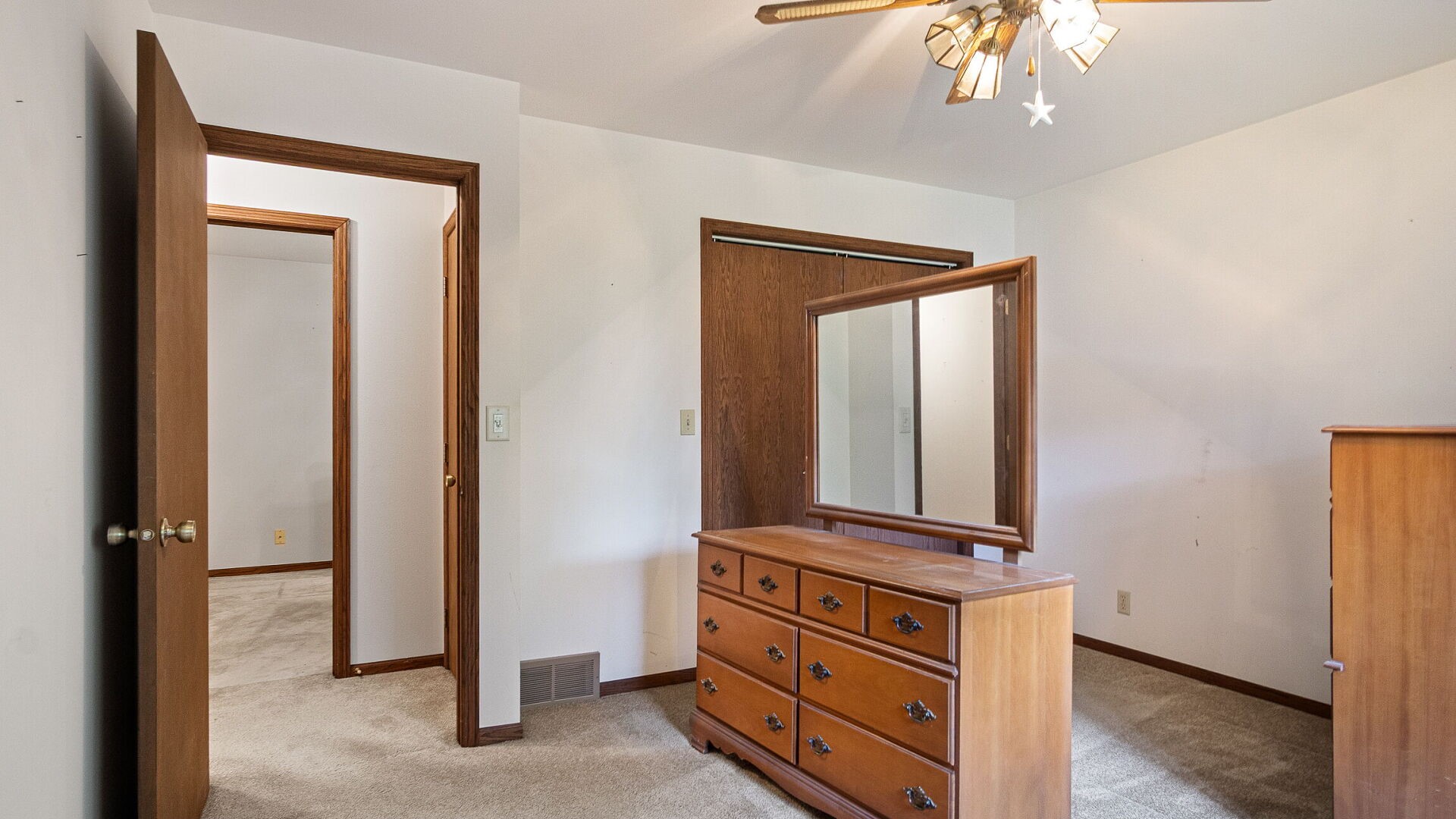 Property Photo #17