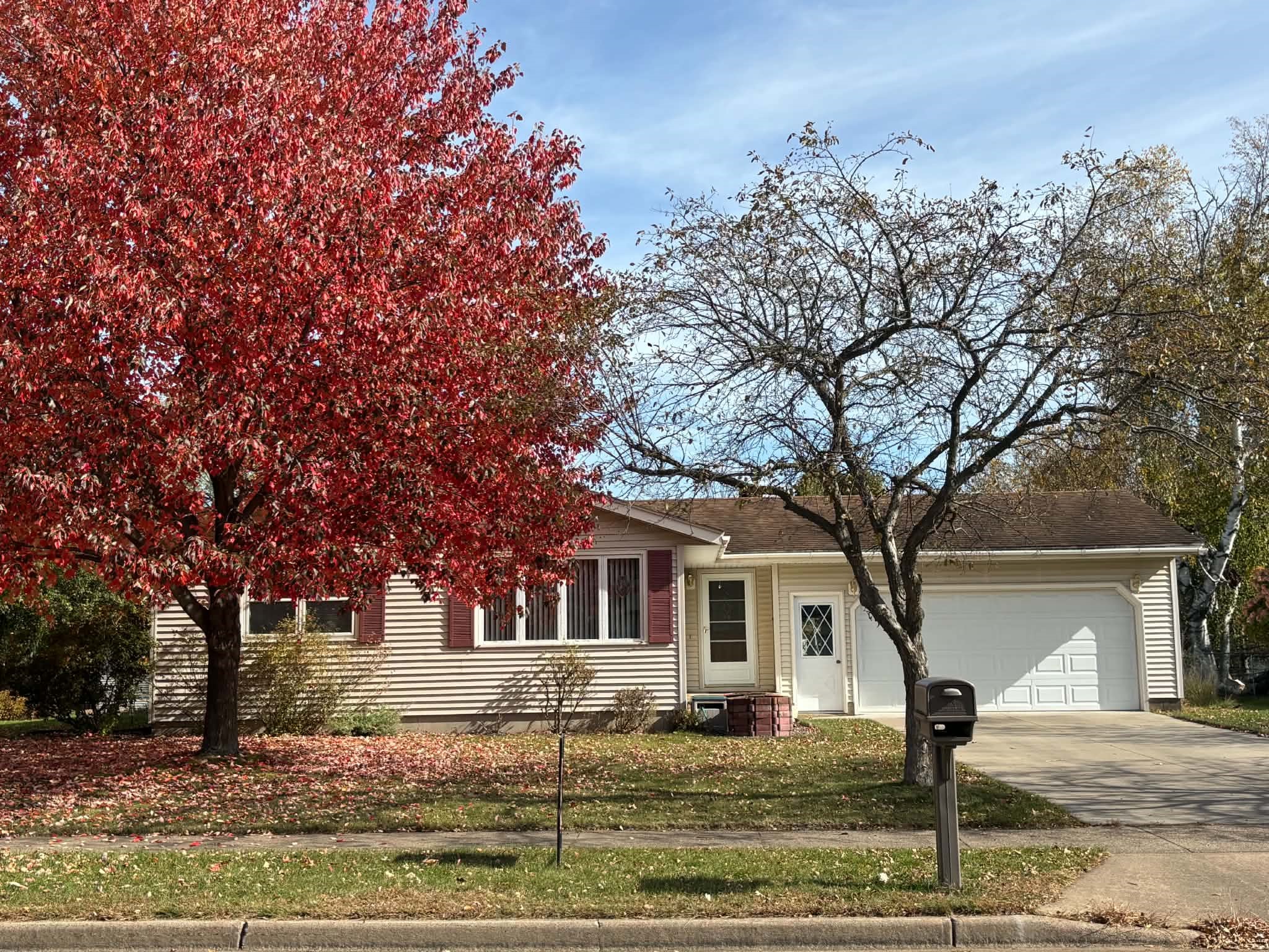 Photo of 3037 Hartwood Drive