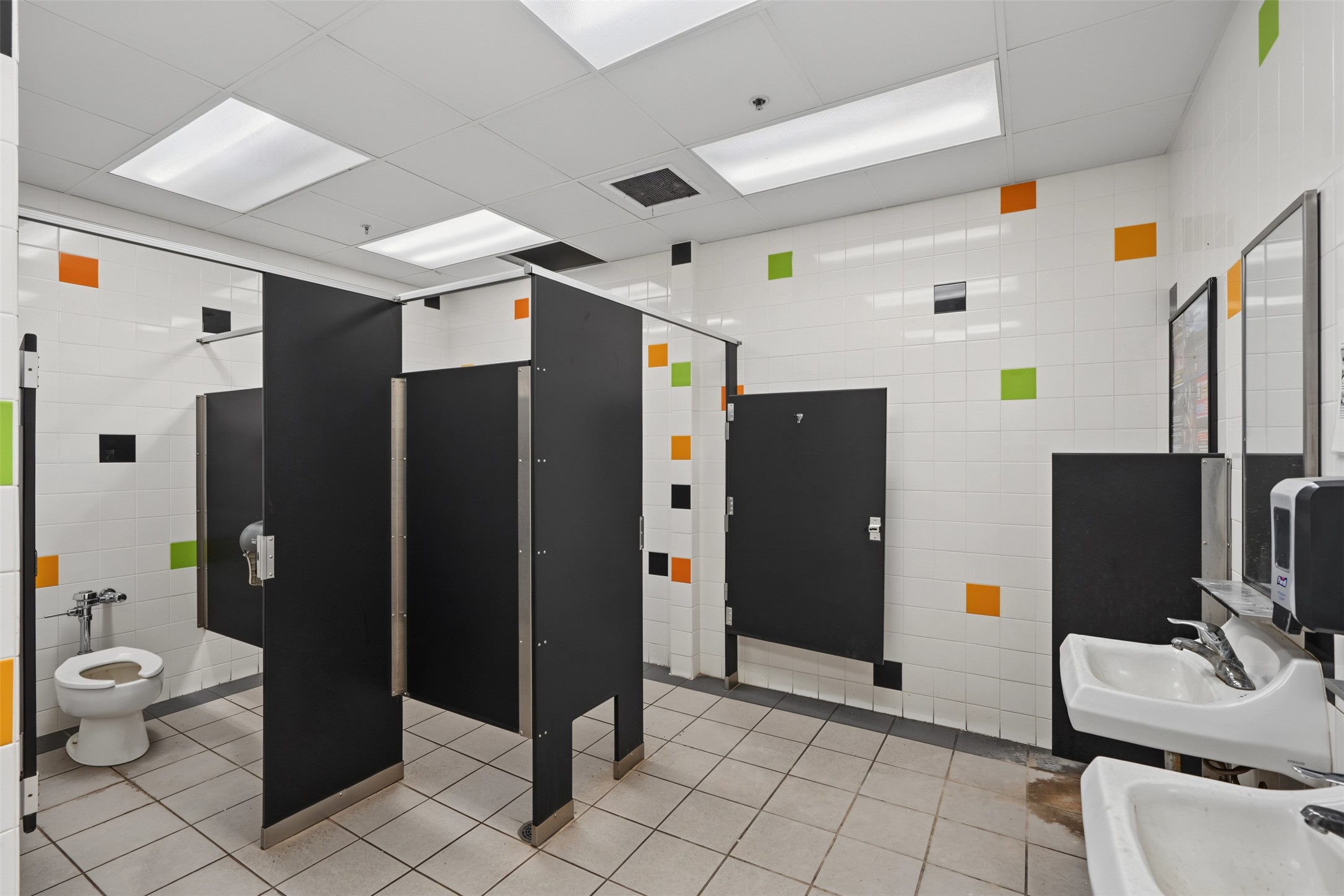 Property Photo #16