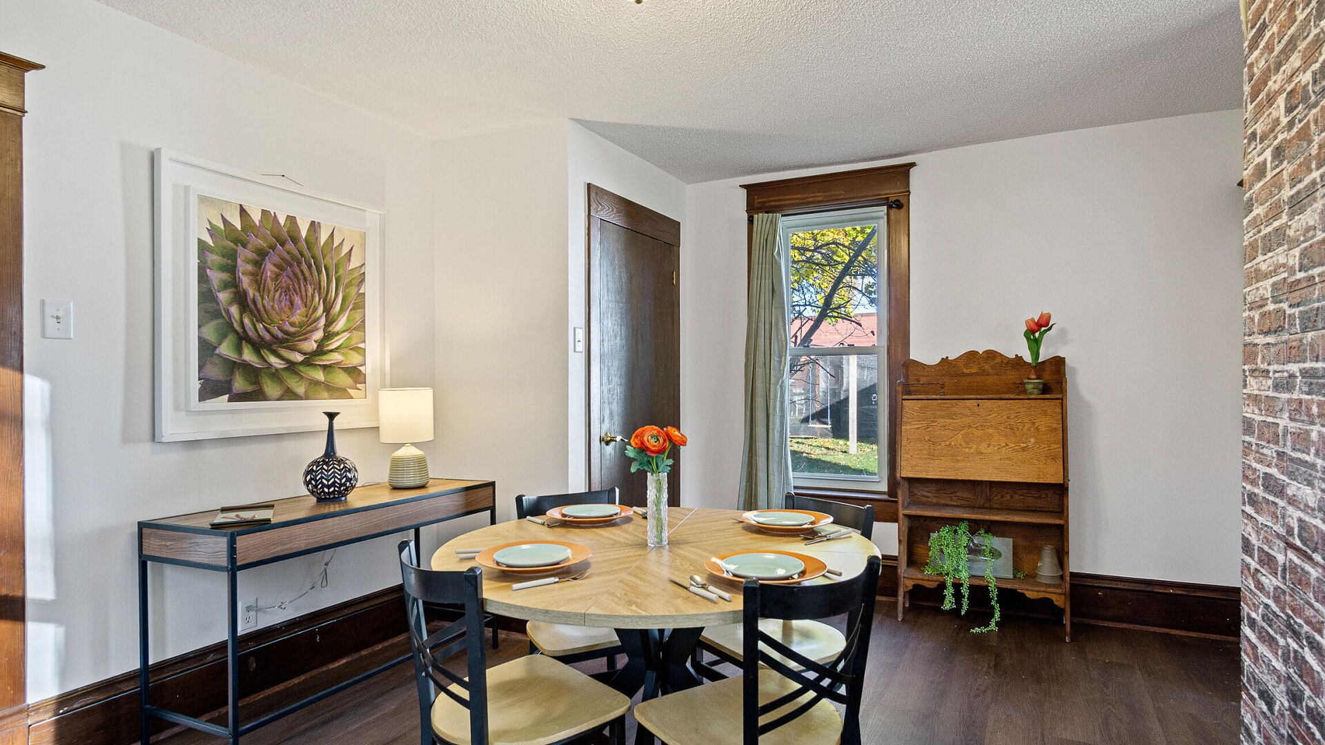 Property Photo #11