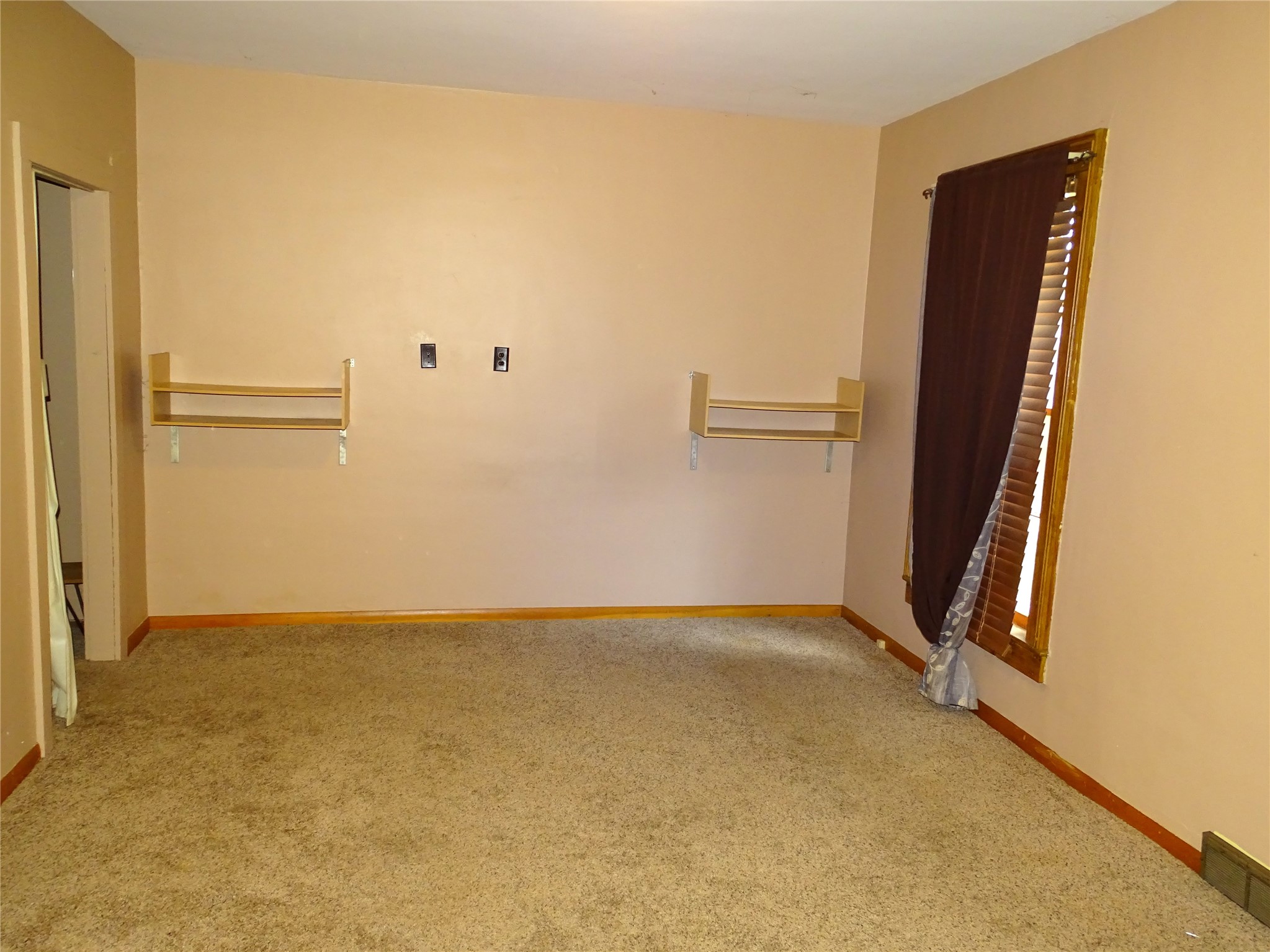 Property Photo #17