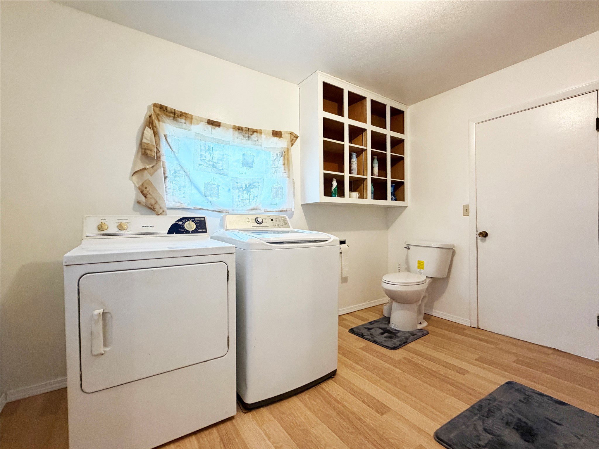 Property Photo #9