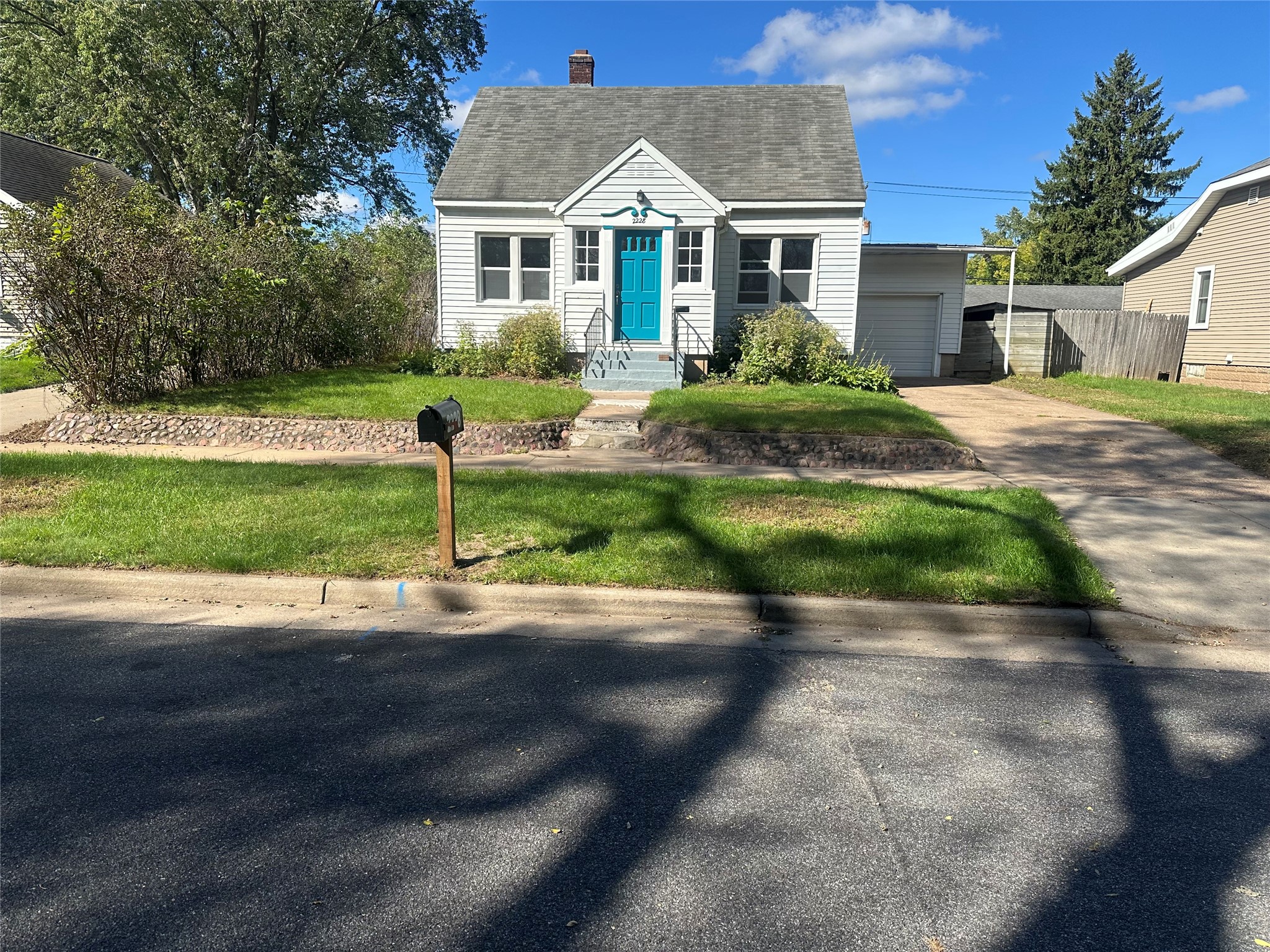 Photo of 2228 8th Street