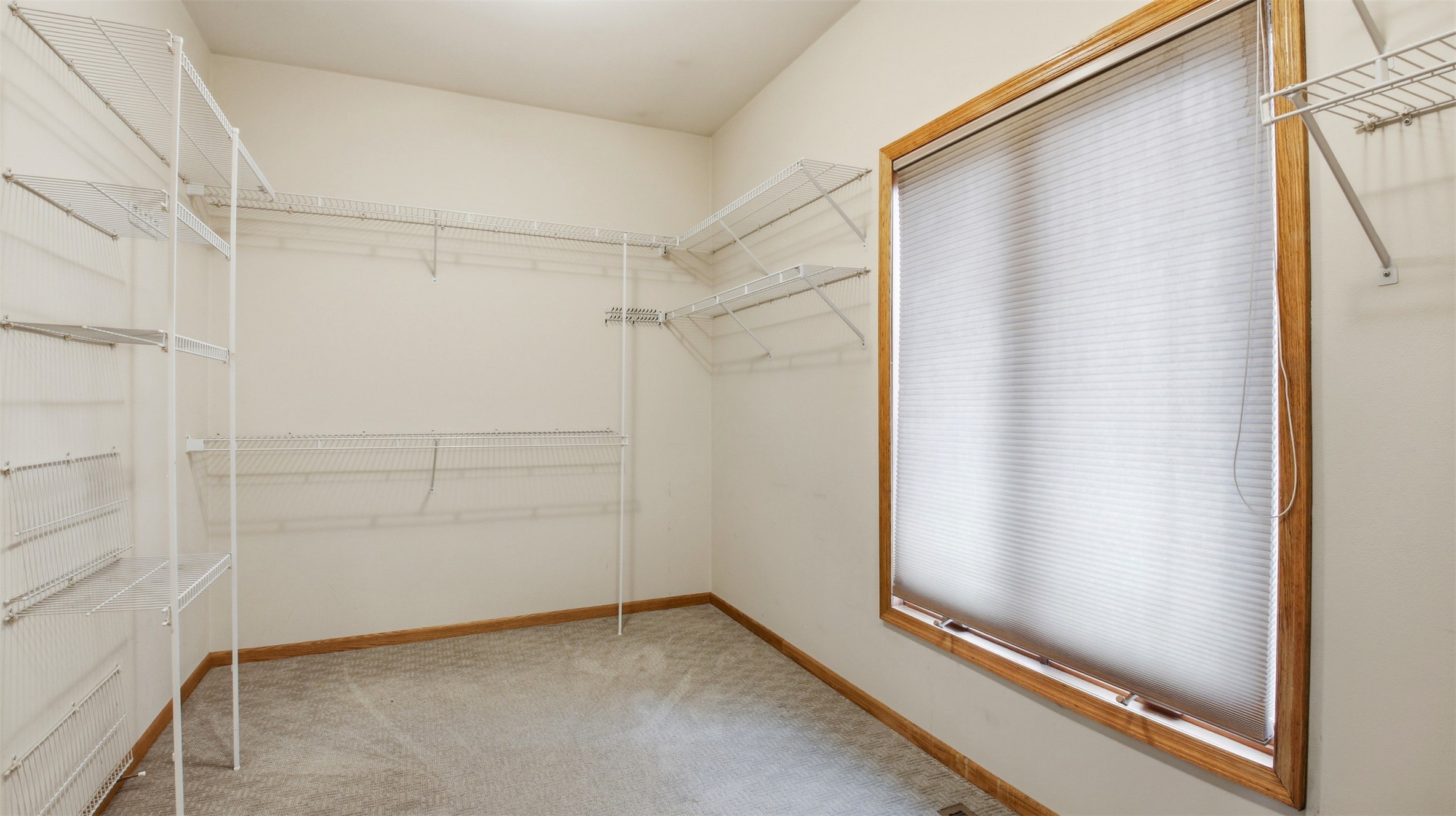 Property Photo #32