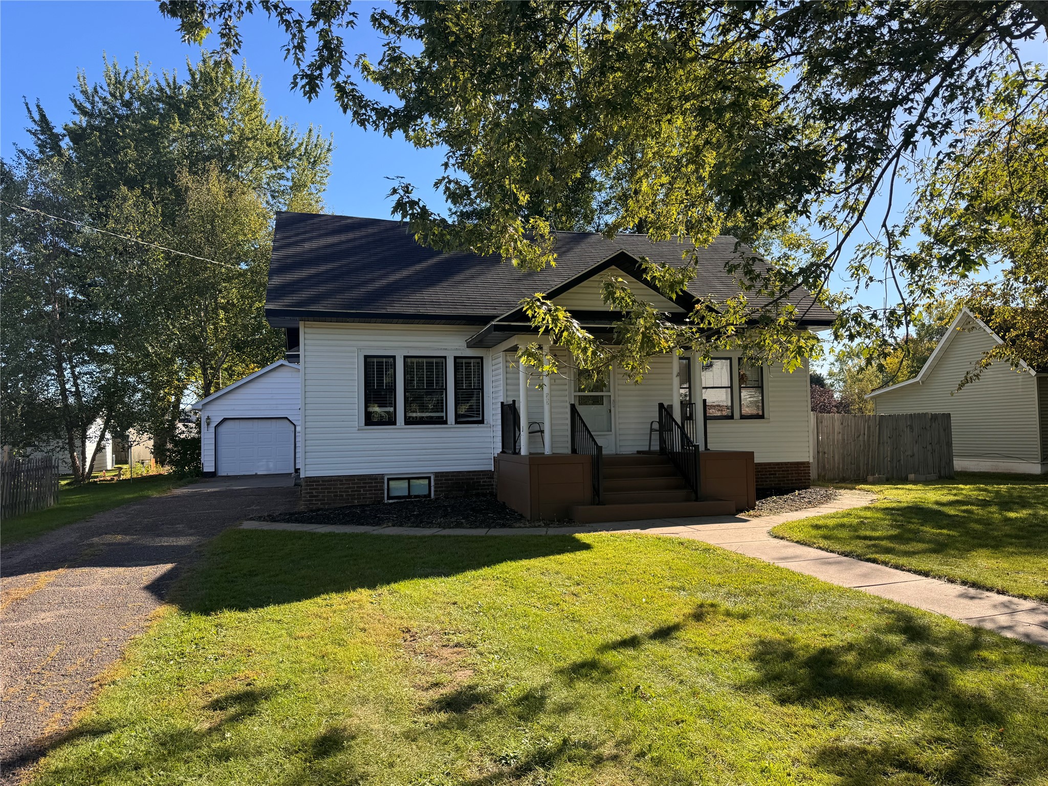 Photo of 304 Wisconsin Avenue, Cameron, WI