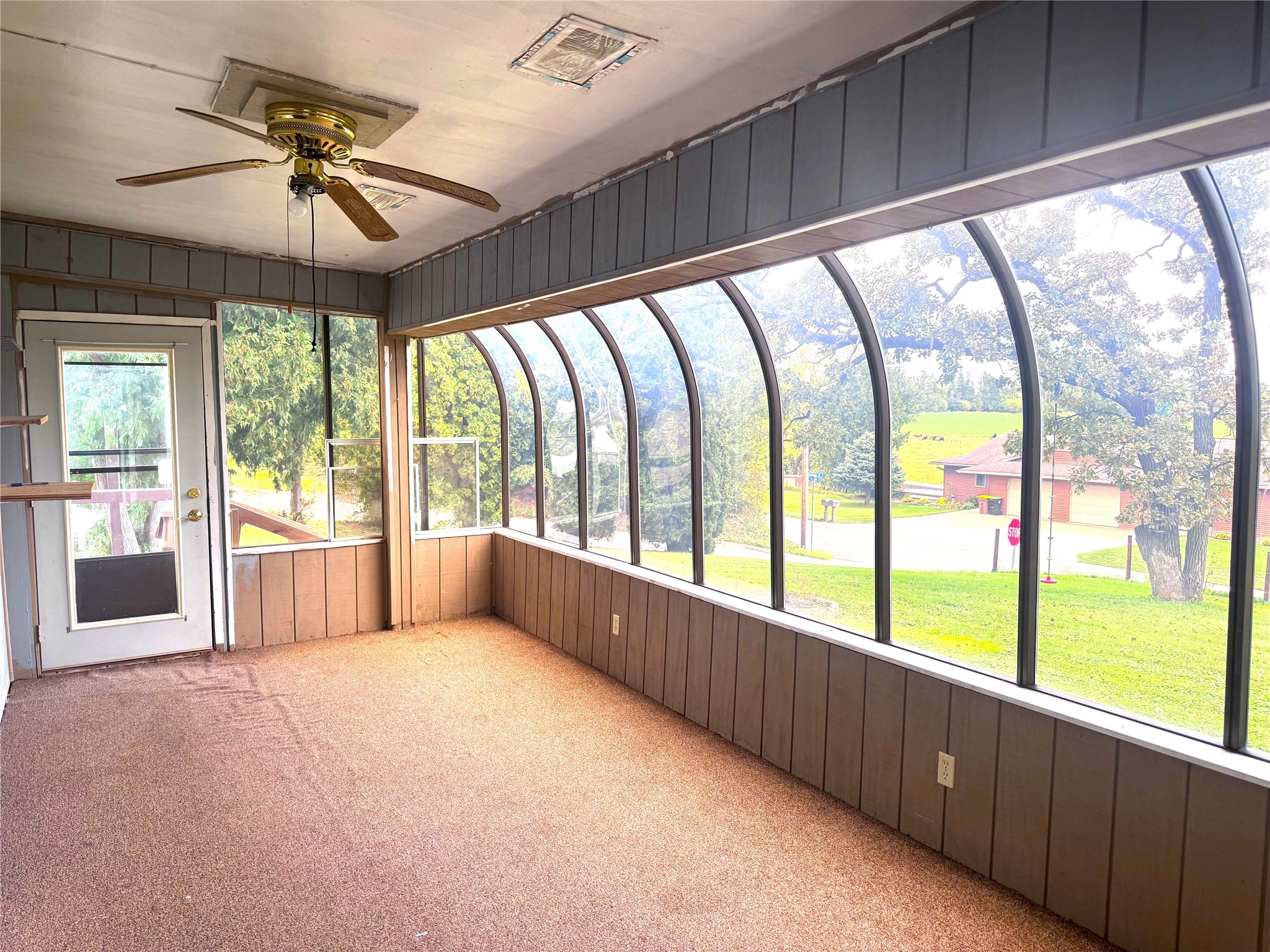 Property Photo #12