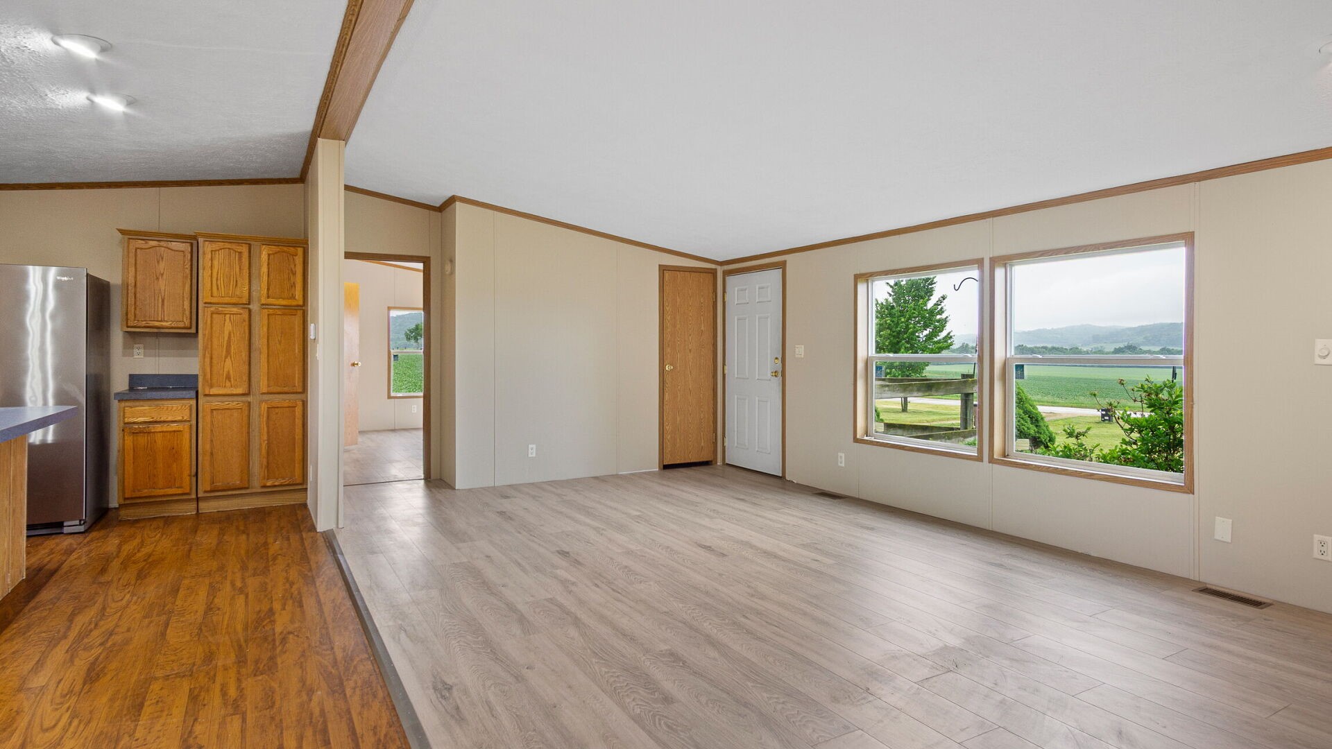 Property Photo #12