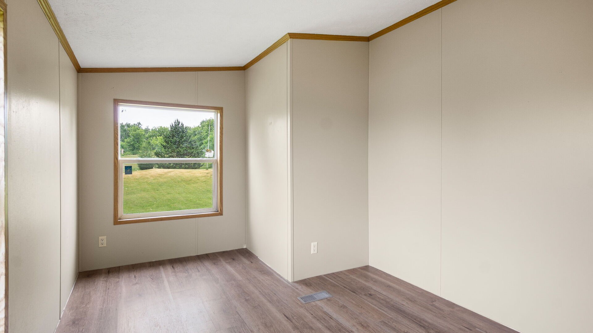 Property Photo #15
