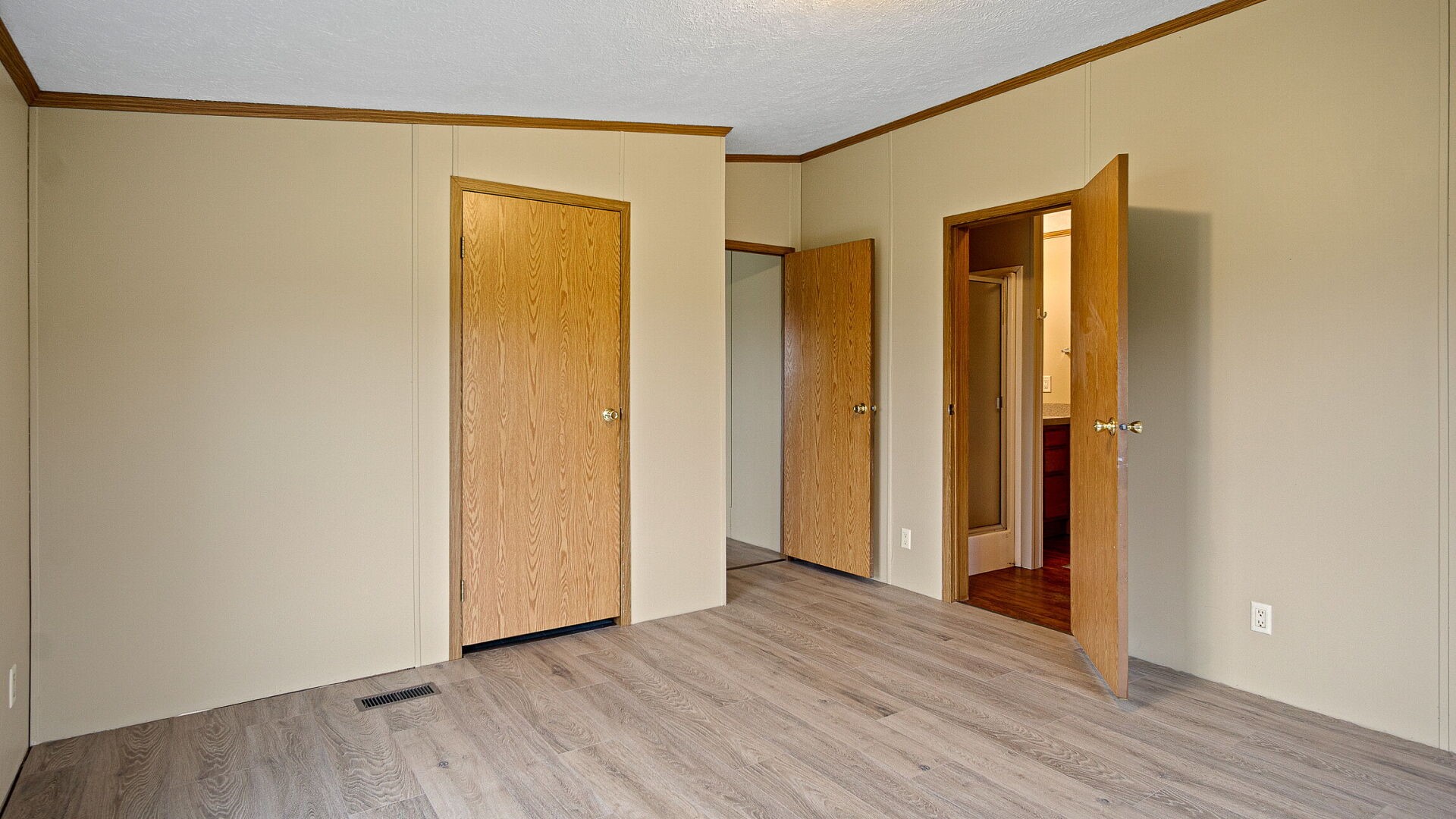 Property Photo #22