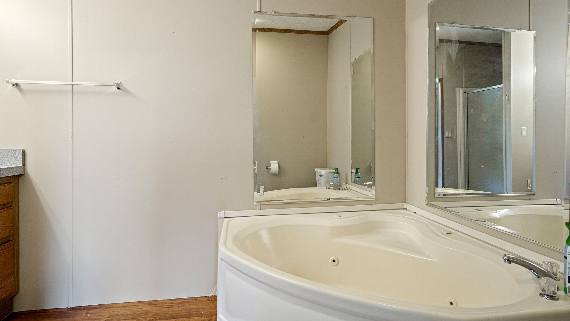 Property Photo #24