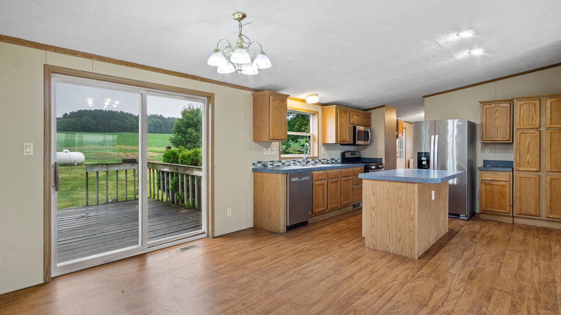 Property Photo #8