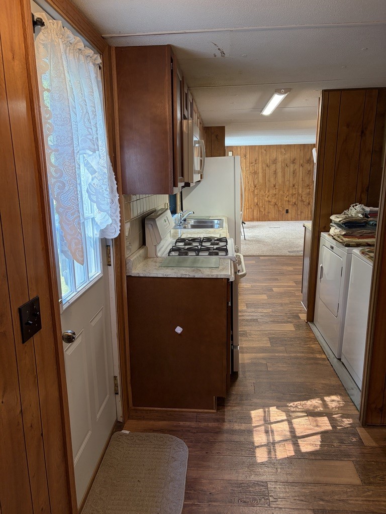 Property Photo #10