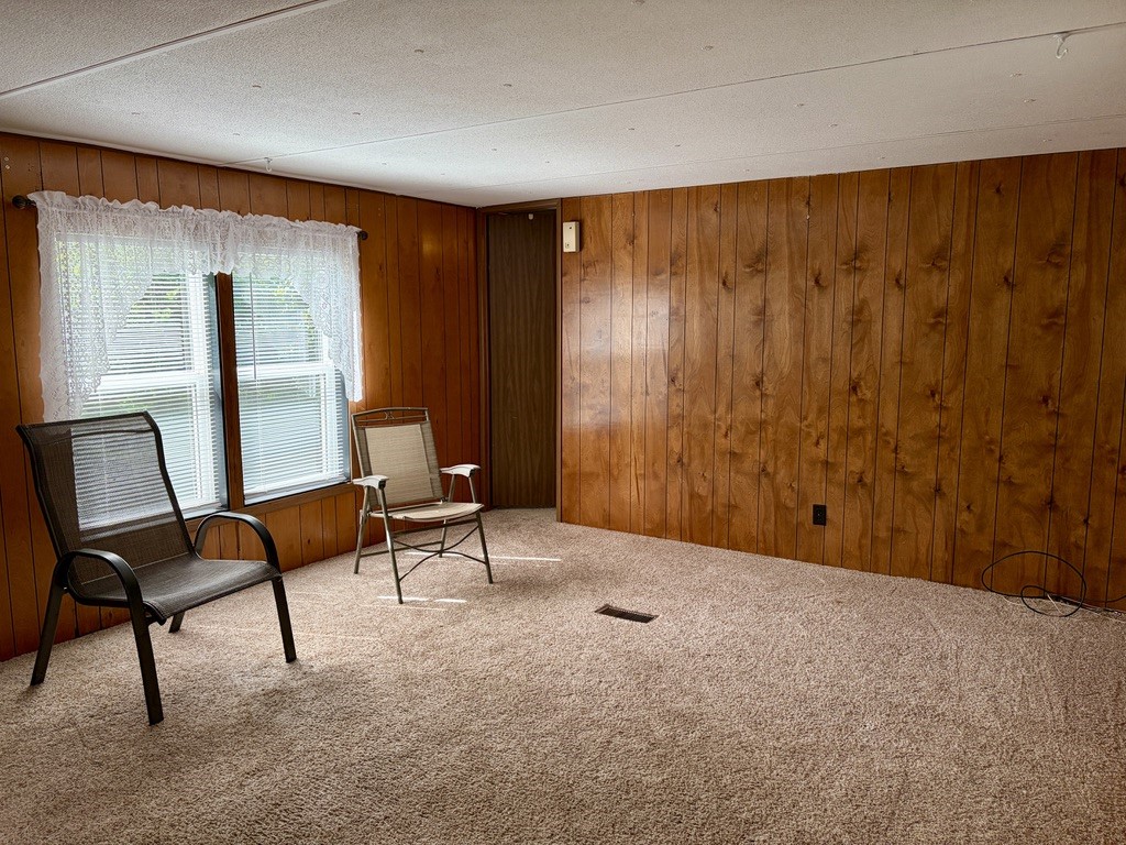 Property Photo #14