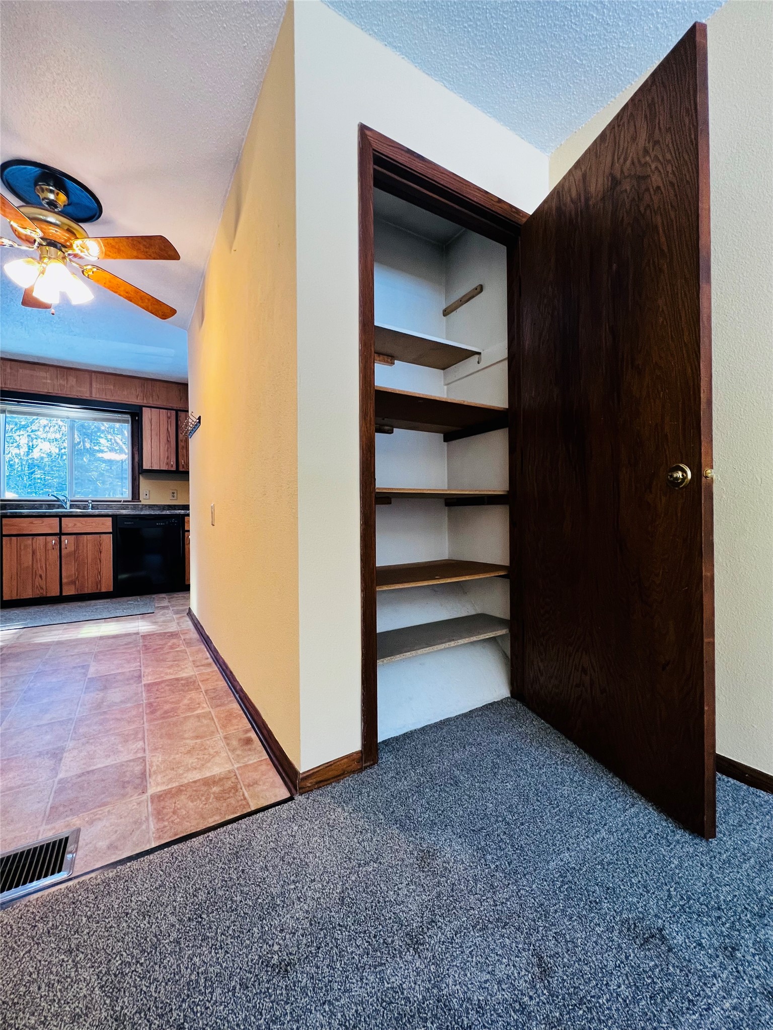 Property Photo #5