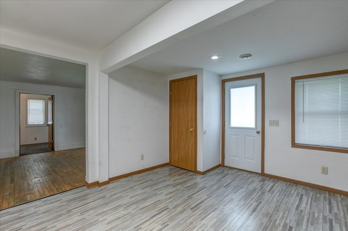 Property Photo #11