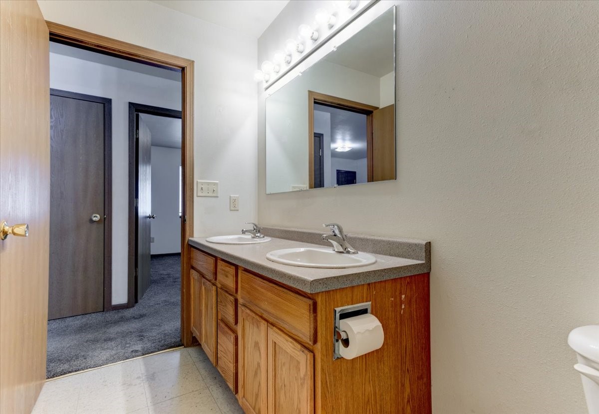 Property Photo #26