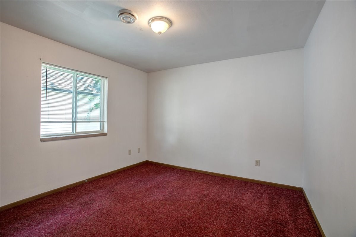 Property Photo #34