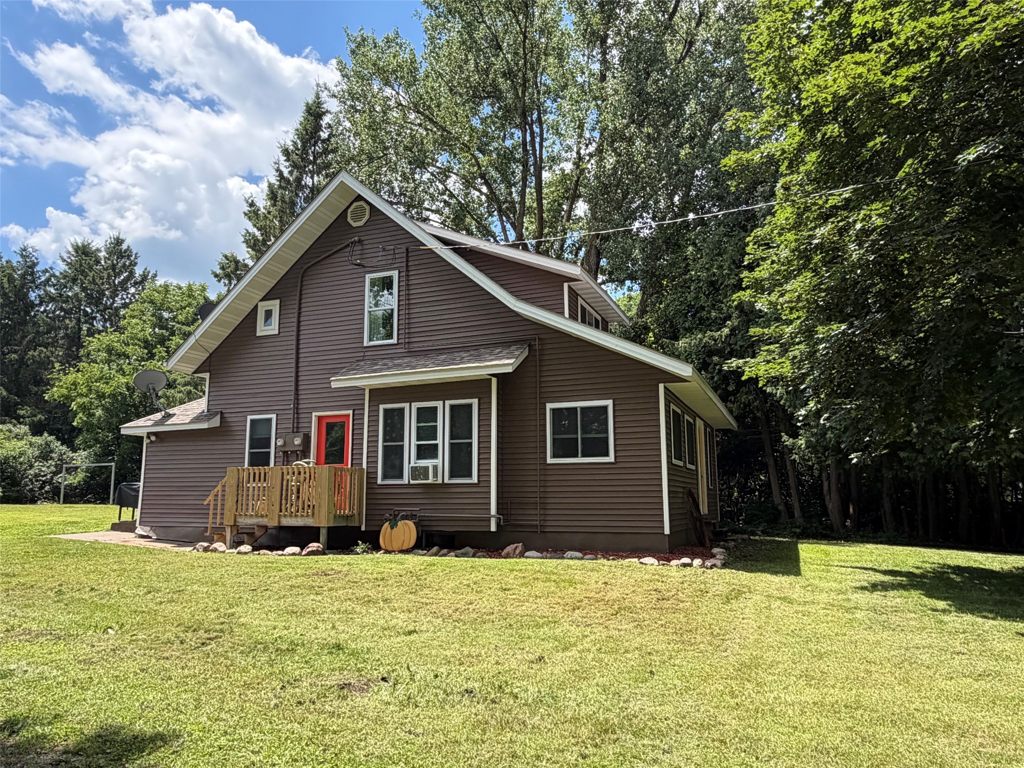 Frederic - Residential Real Estate