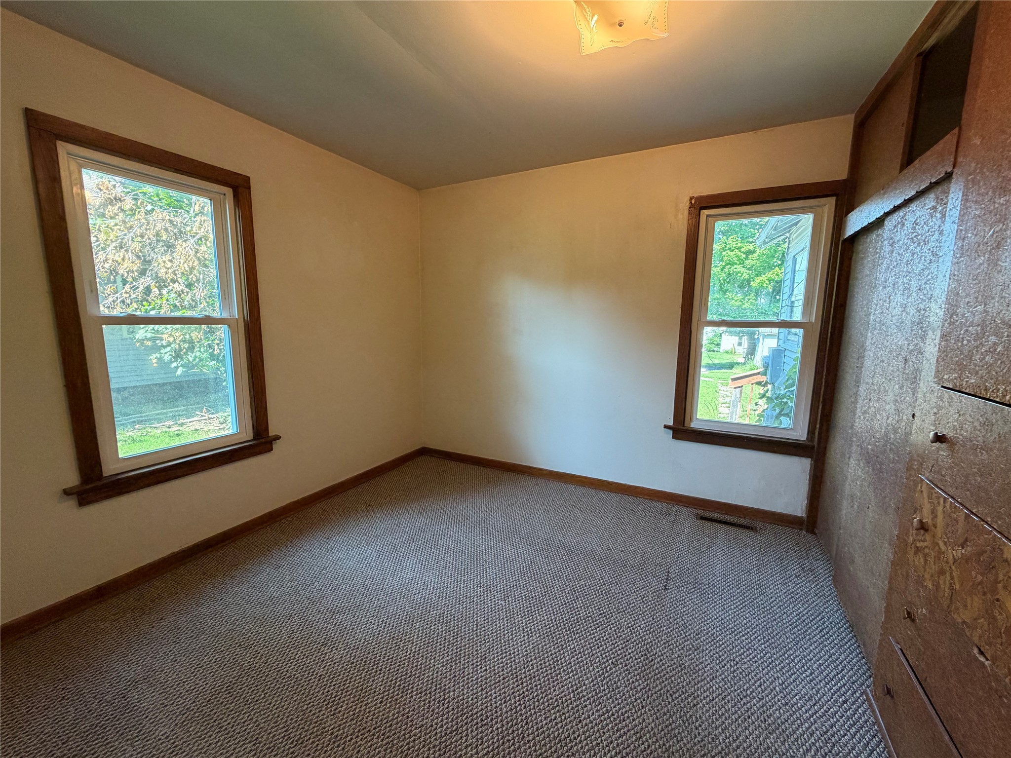 Property Photo #11