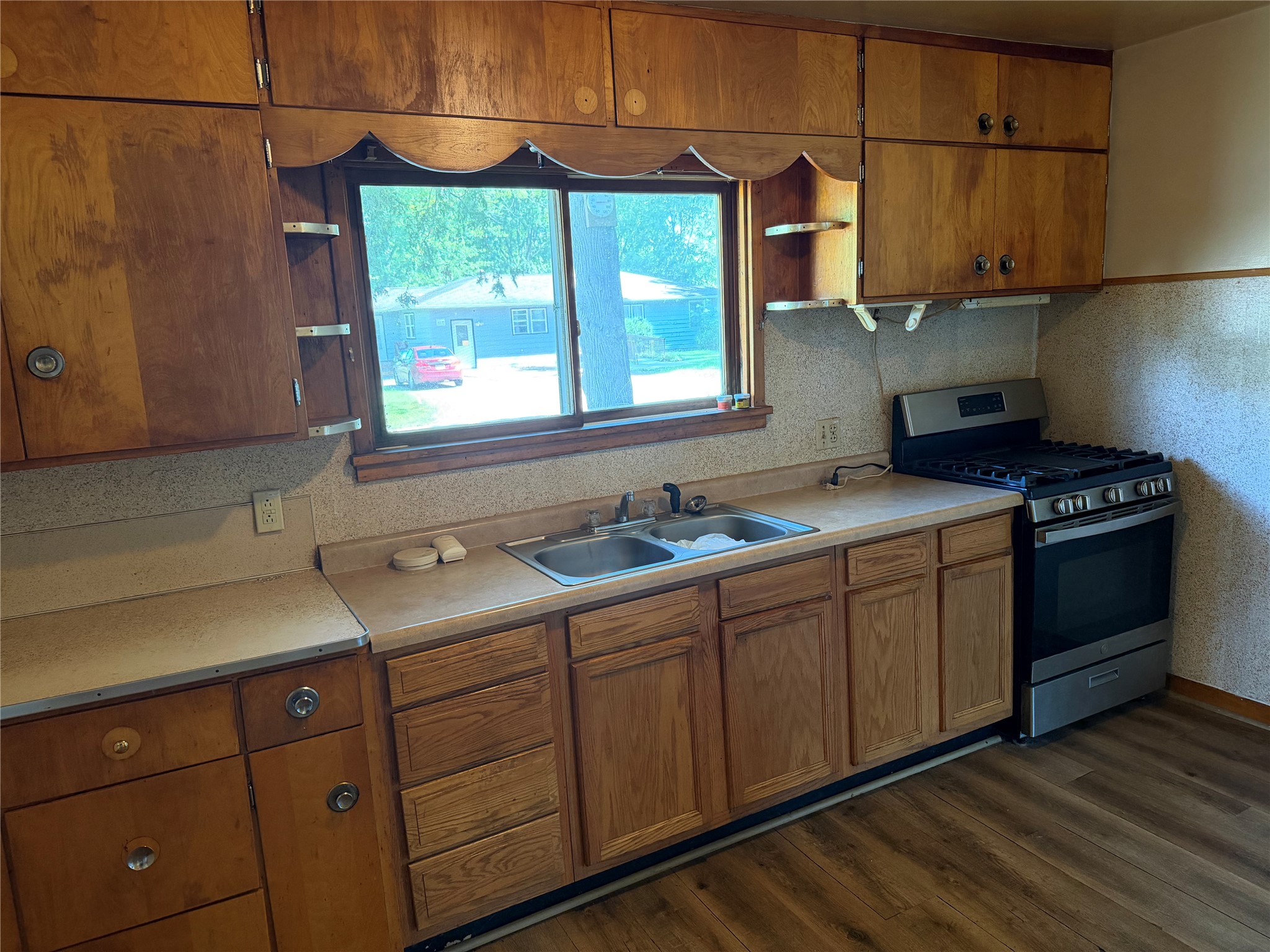 Property Photo #9