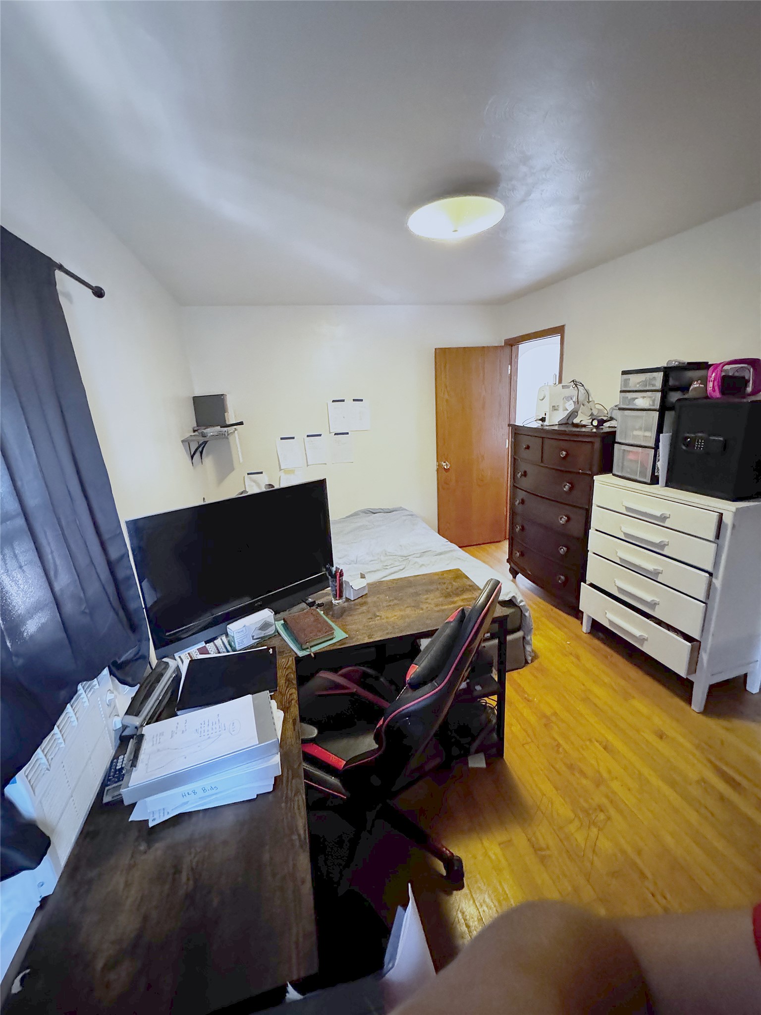Photo 10