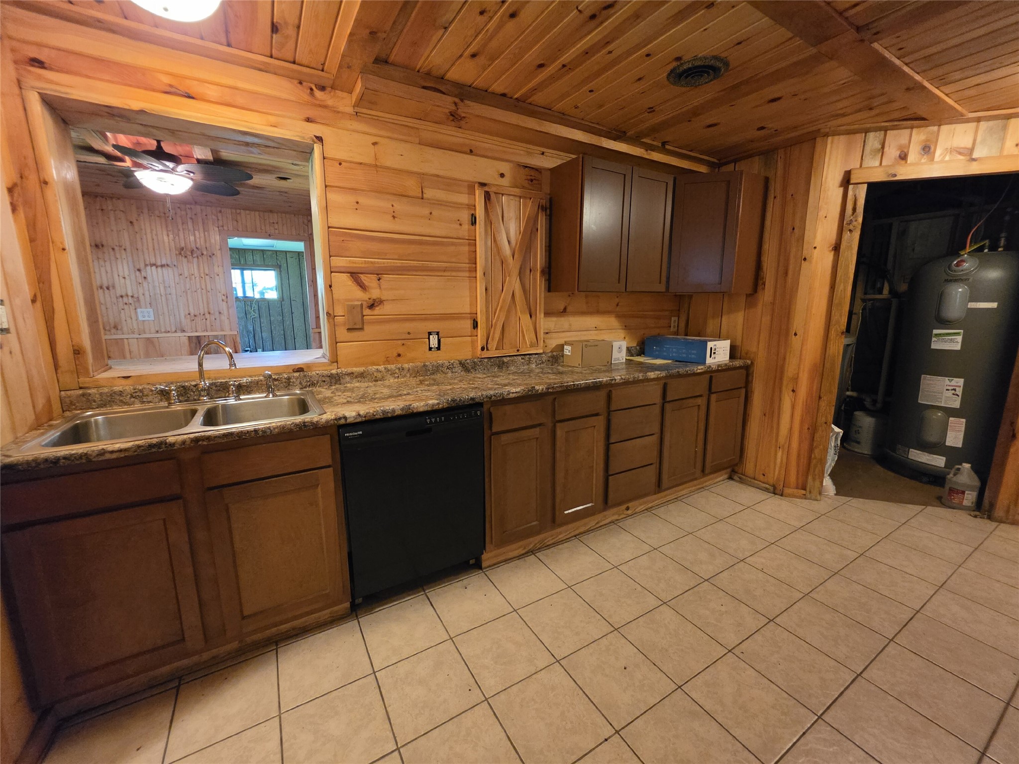 Property Photo #32