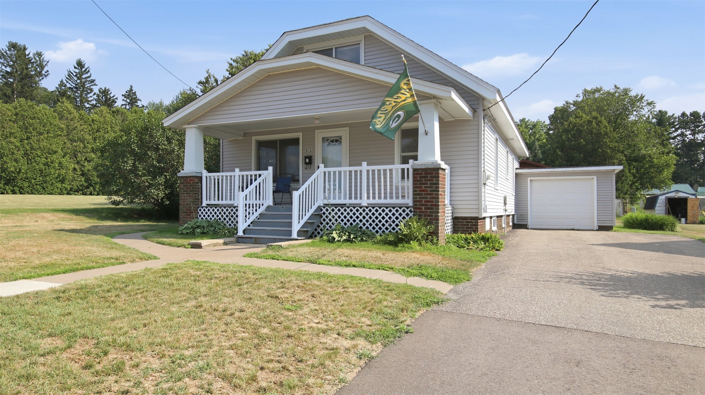 Bloomer - Residential Real Estate