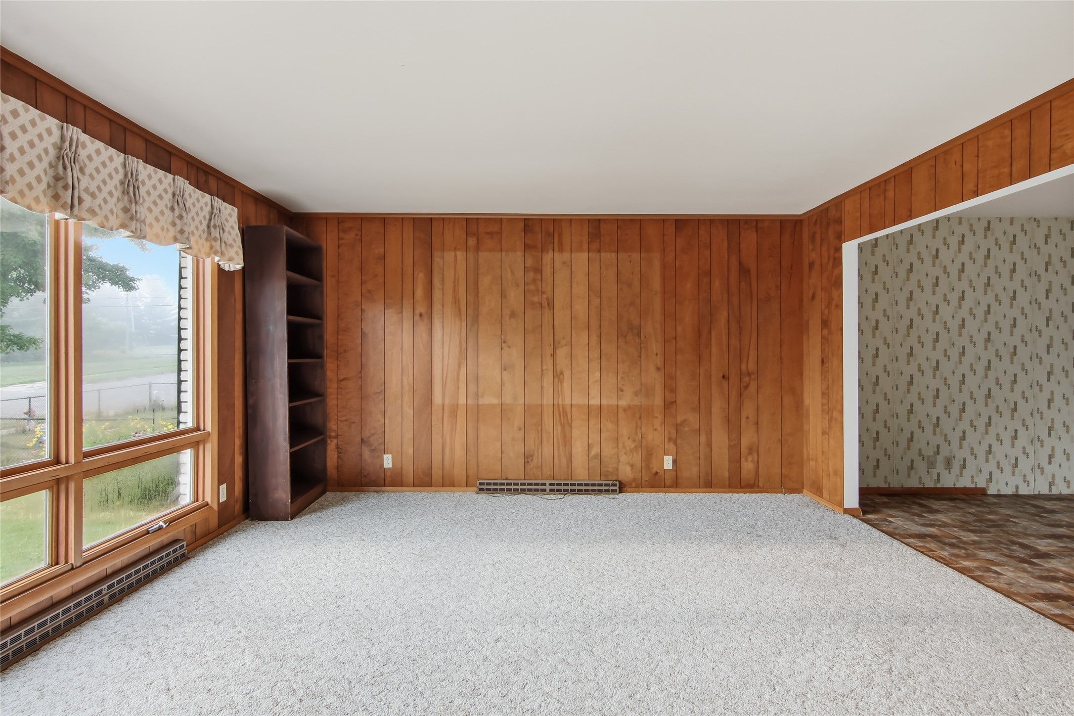 Cadott - Residential photo 4 of 40