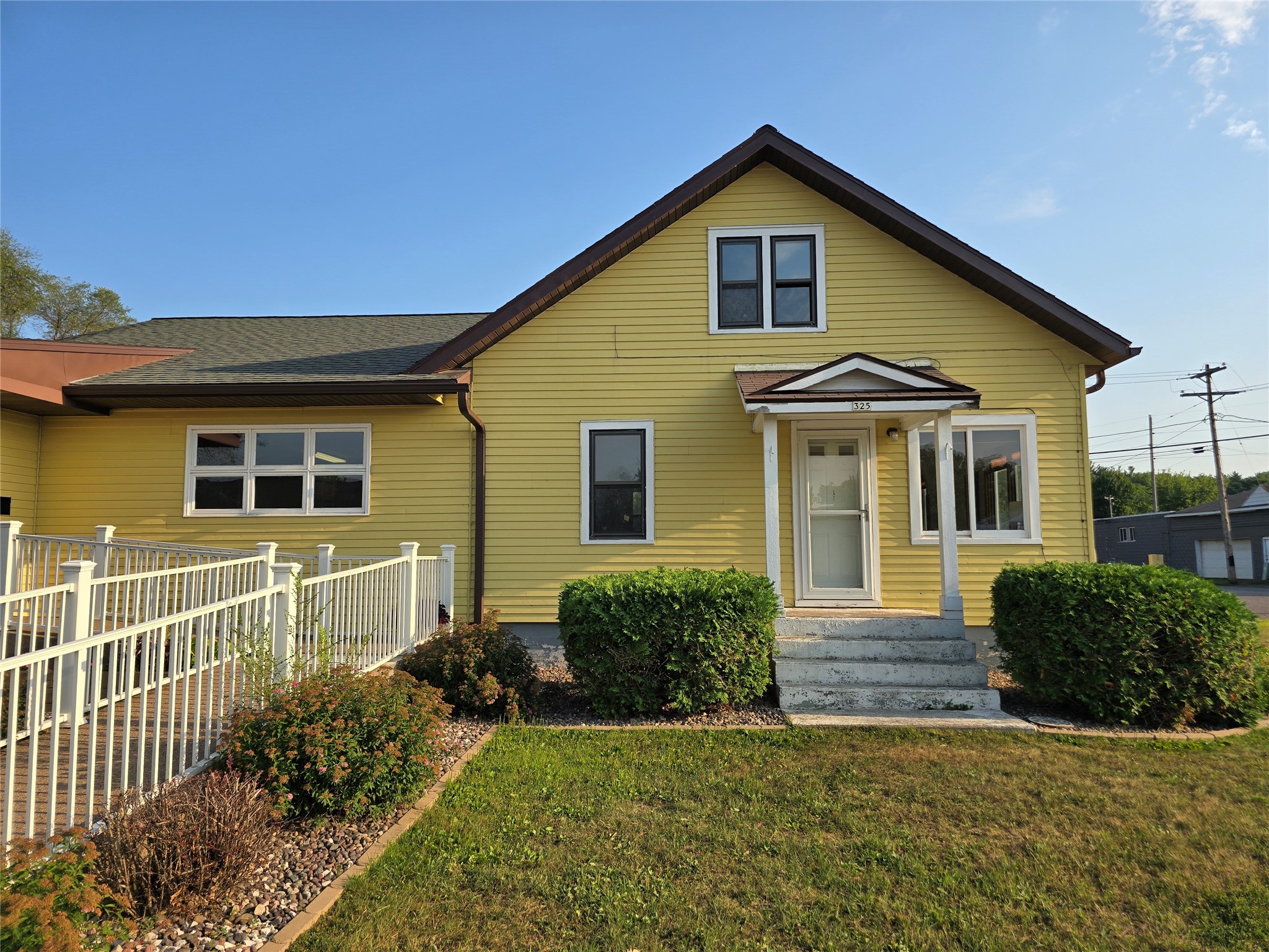 Photo of 325 Knapp Street, Chetek, WI