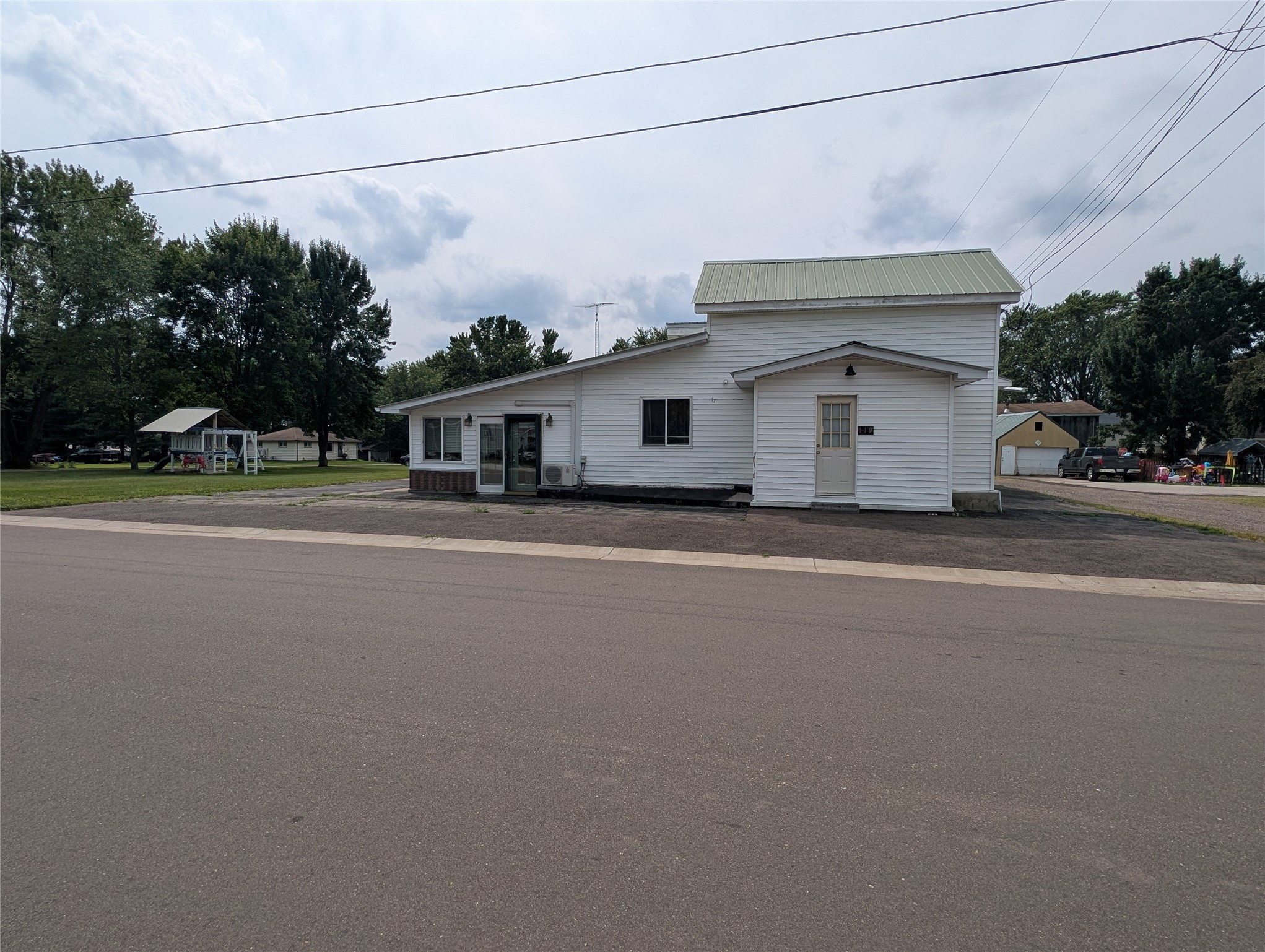 Photo of 119 S Spruce Street, New Auburn, WI