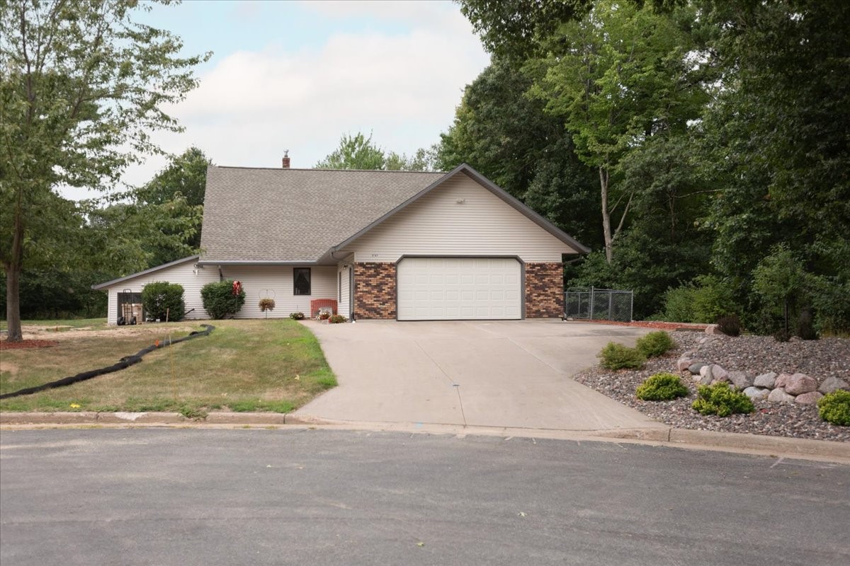 Photo of 2707 Cherry Blossom Lane, Menomonie, WI