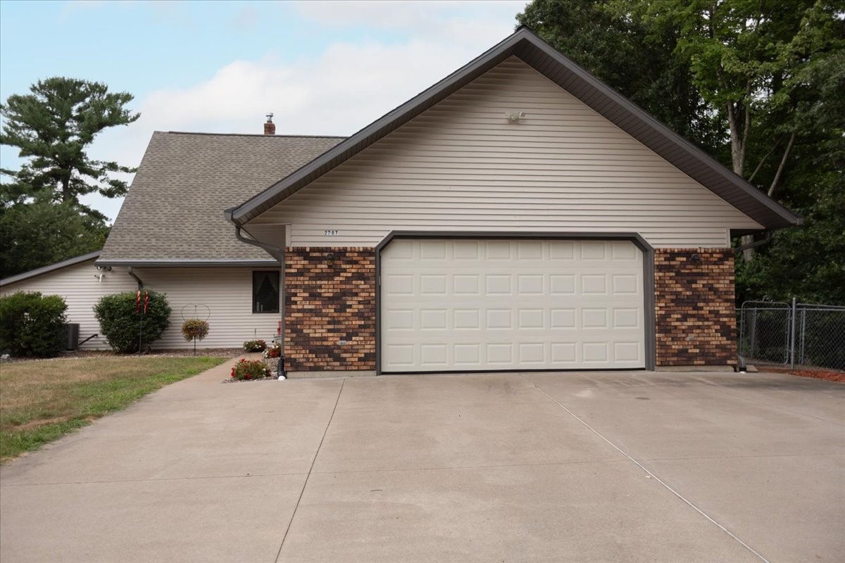 Menomonie - Residential photo 2 of 60