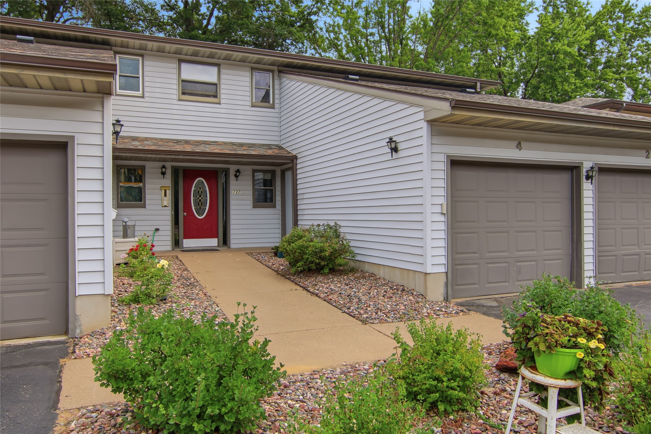 Photo of 227 Harvest Lane, Altoona, WI