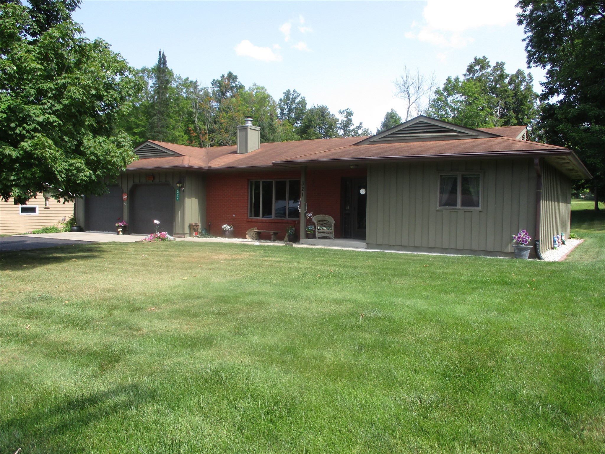 Photo of 321 Woodside Drive, Cornell, WI
