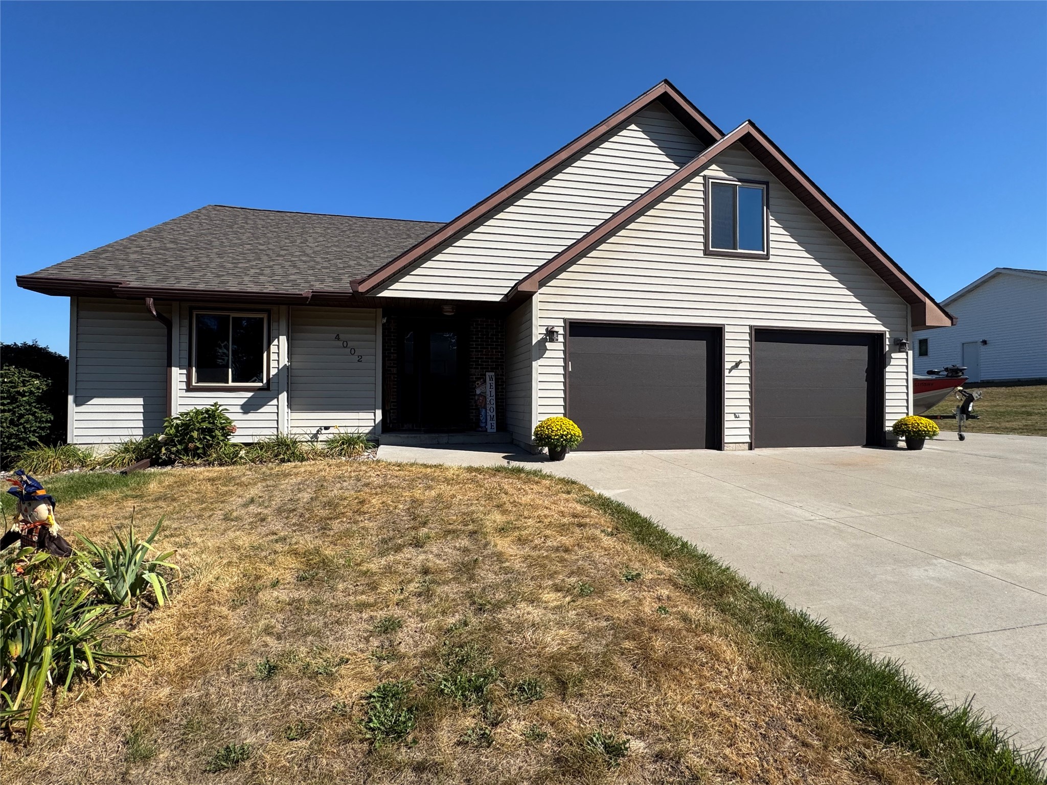 Photo of 4002 Oak Knoll Drive
