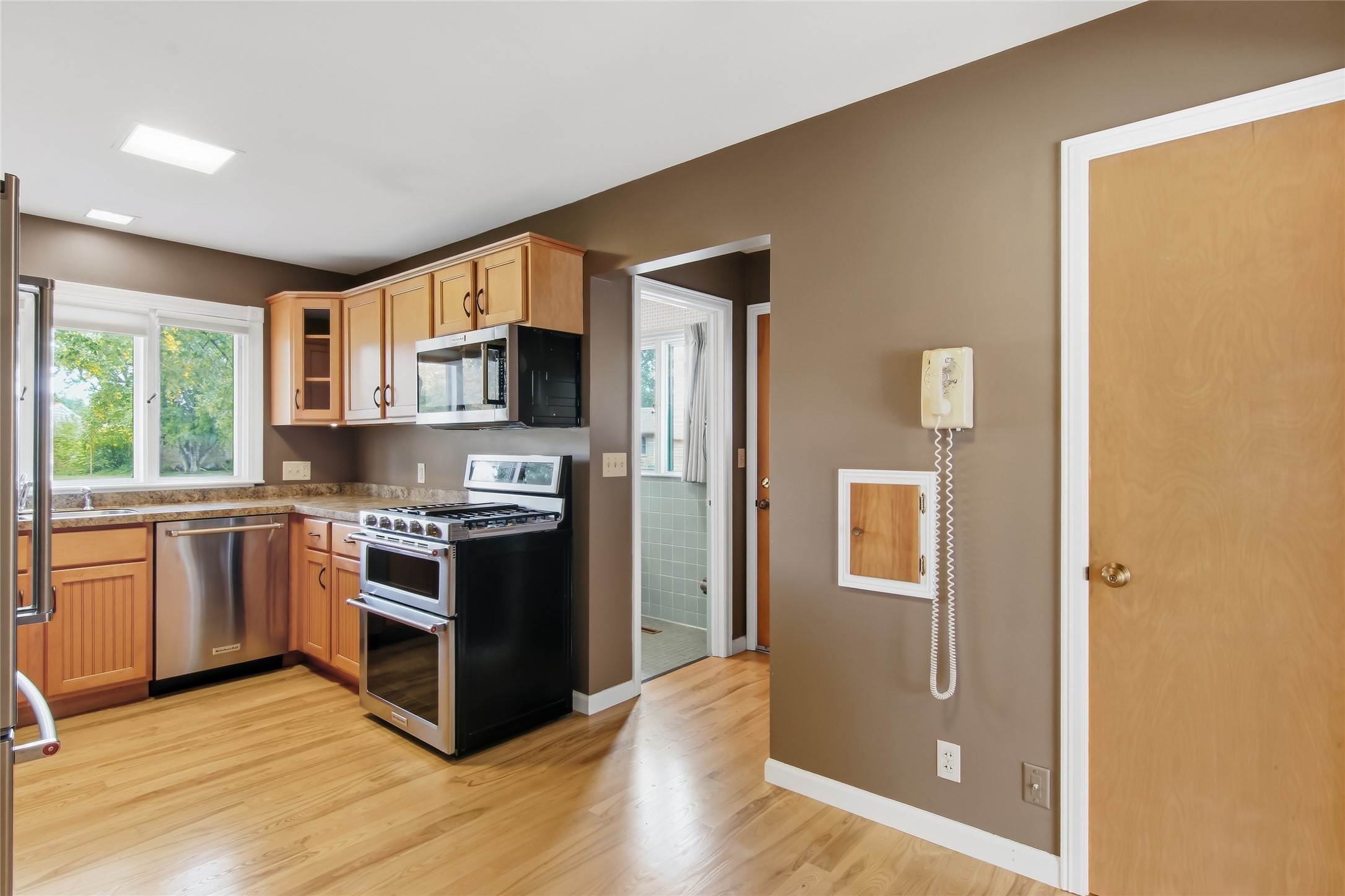 Photo 9