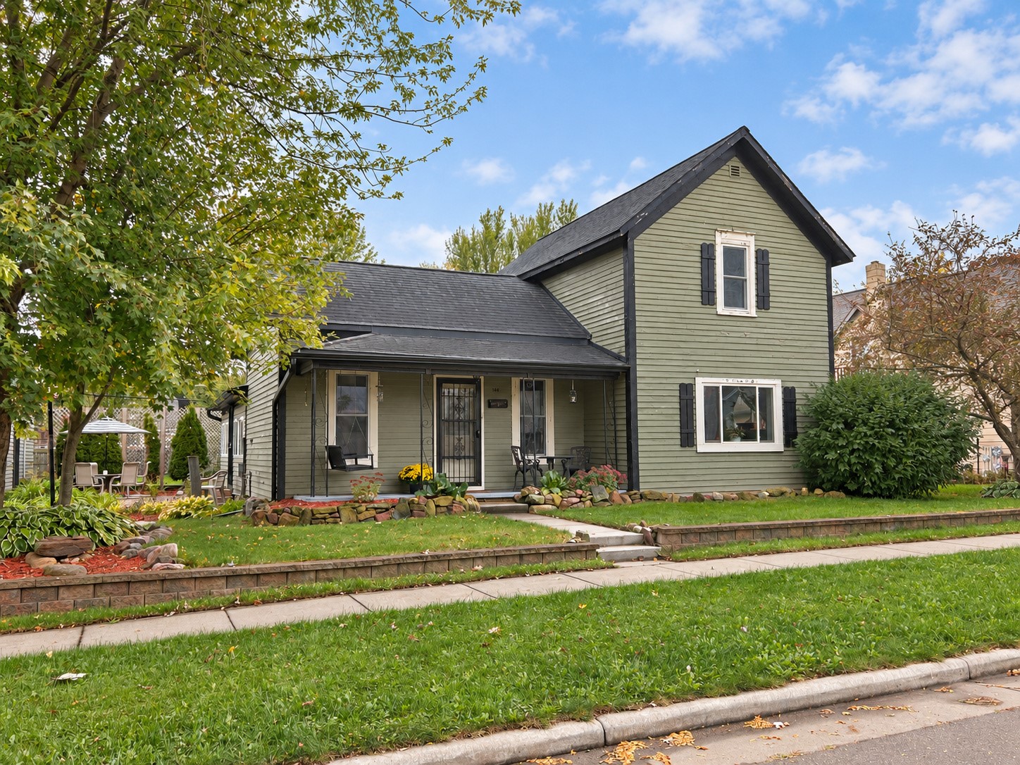 Photo of 144 E Mckinley Avenue
