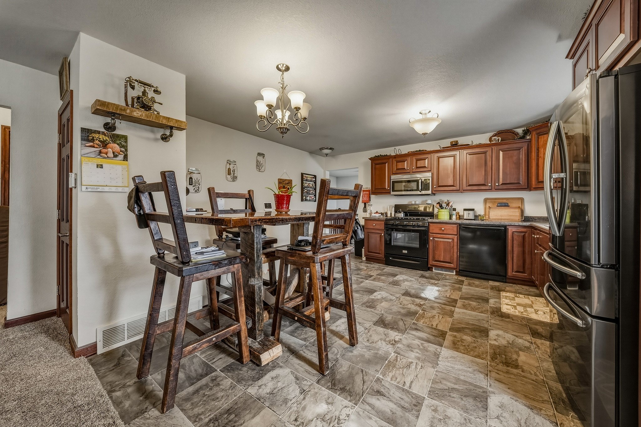 New Auburn - Residential photo 6 of 20