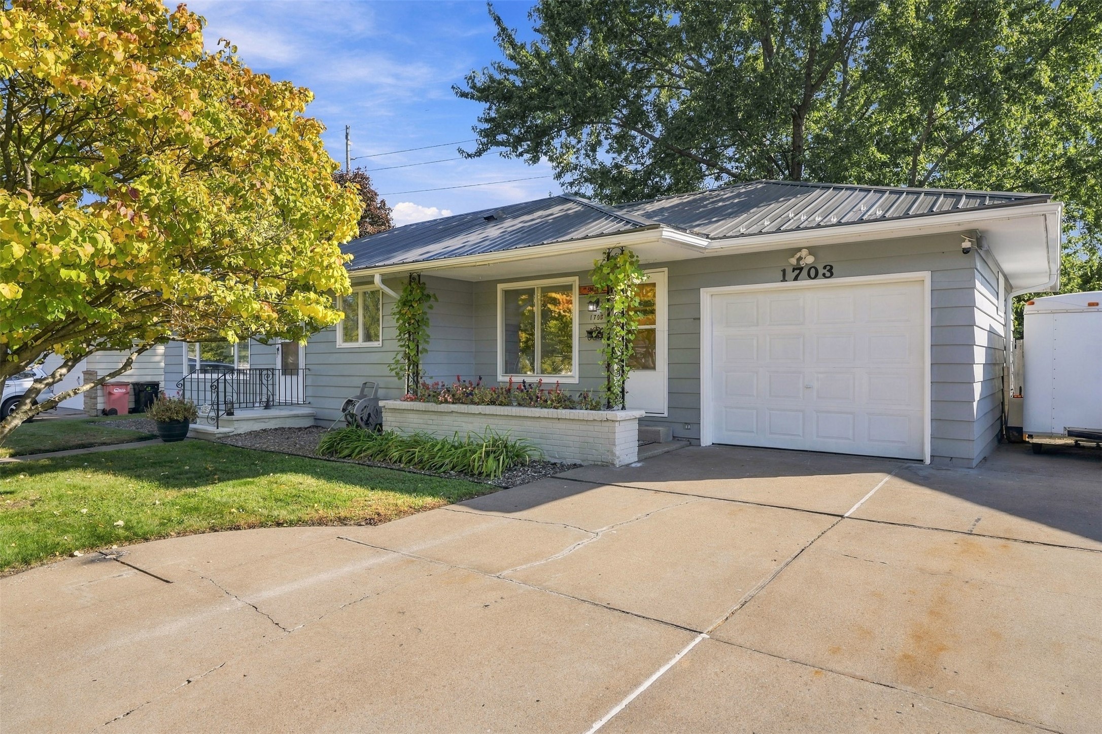 Eau Claire - Residential photo 3 of 35