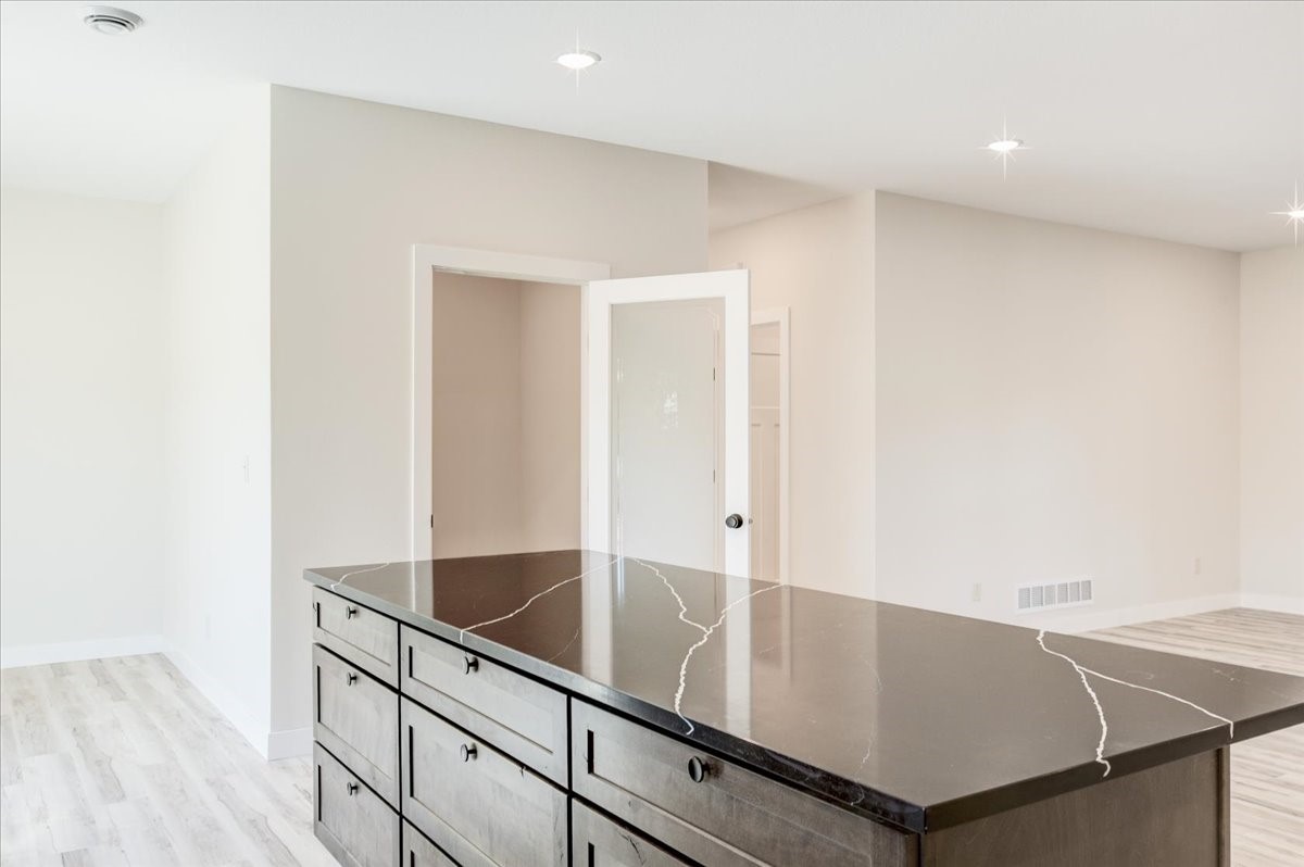 Property Photo #32