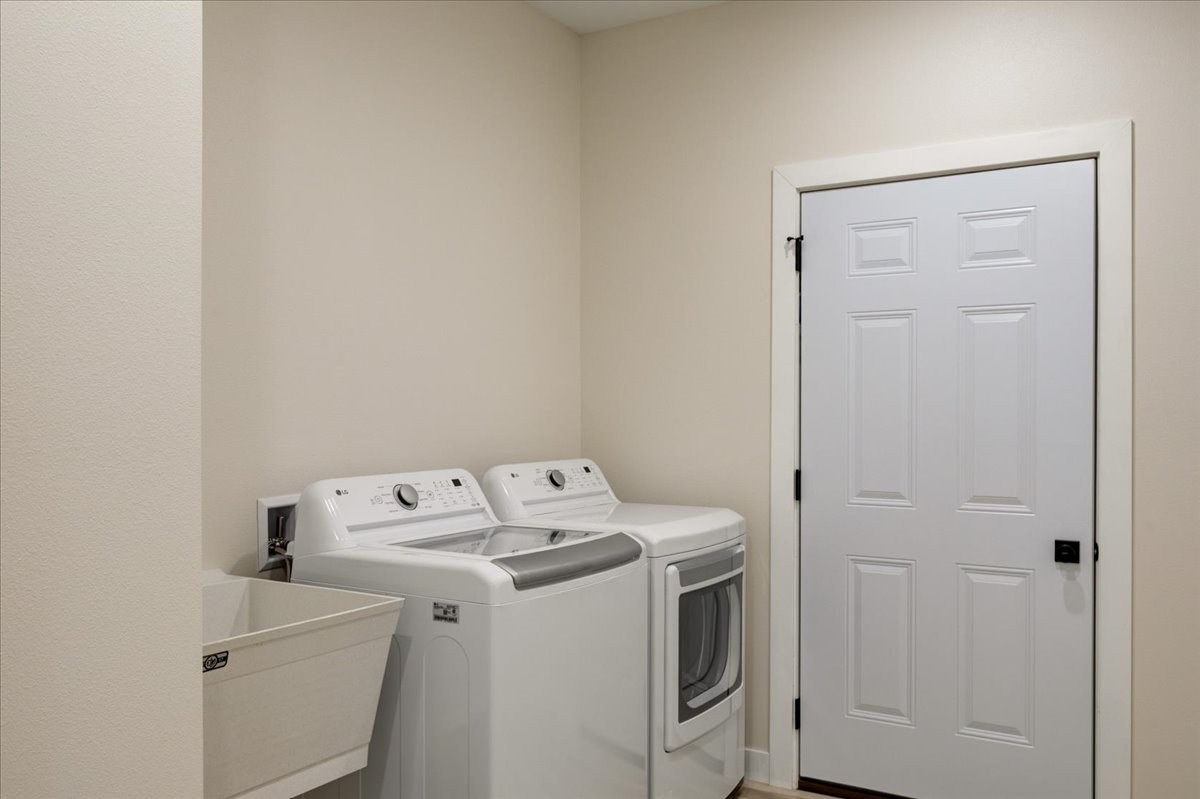 Property Photo #34