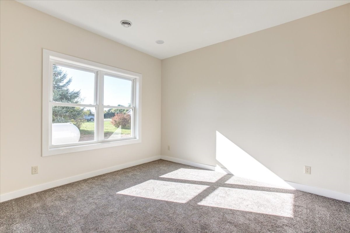 Property Photo #38